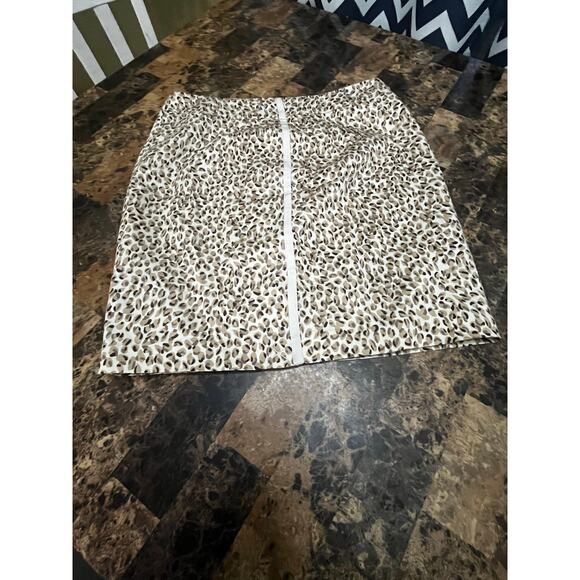 Valerie Bertinelli Animal Print Skirt - Picture 7 of 10